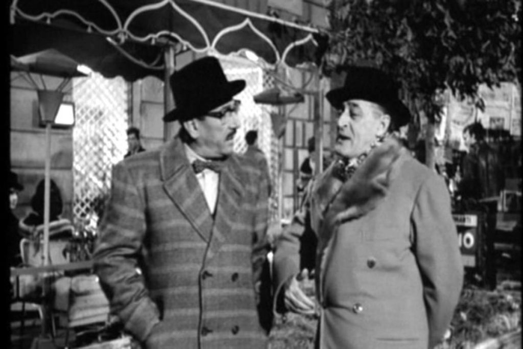 Riscopri il fascino della commedia napoletana: un film imperdibile per tutti i fan!