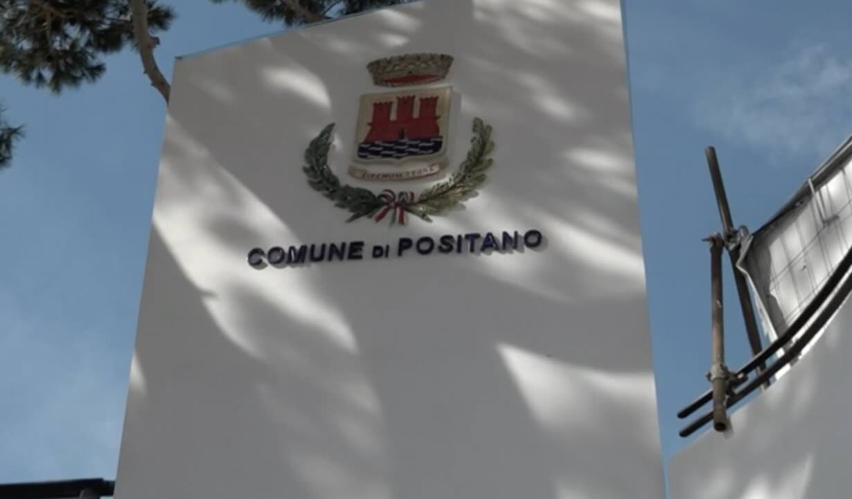 Appalti da 4 milioni a Positano, scattano le indagini su presunti scambi di voti