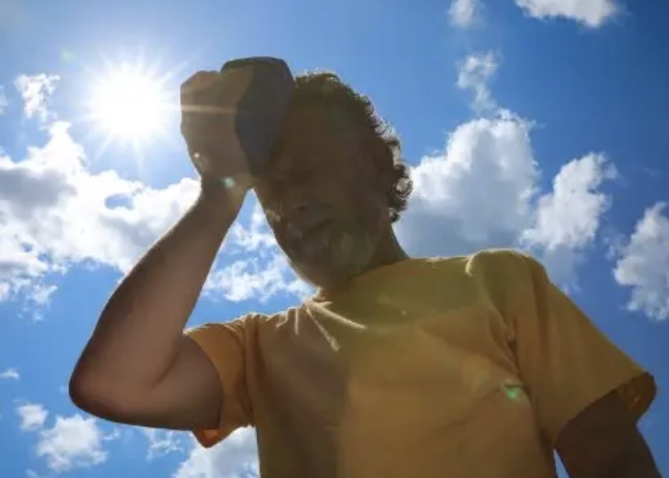 Napoli sotto il sole: attesi 36 gradi, la città si prepara a giorni di afa intensa