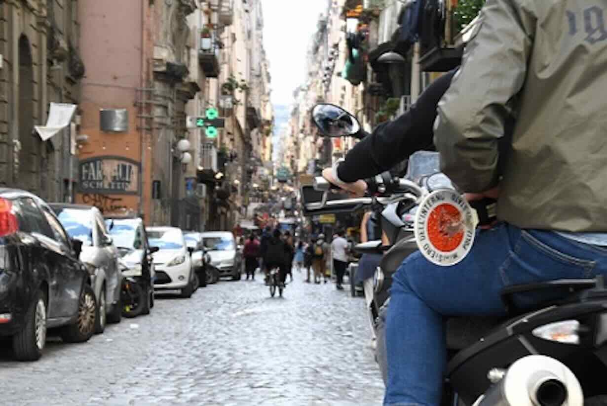 Montesanto, blitz delle forze dell’ordine: arrestato un uomo con arma in casa