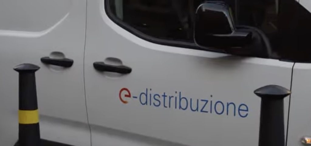 Napoli, torna la luce: risolto il blackout che ha lasciato al buio 2800 famiglie