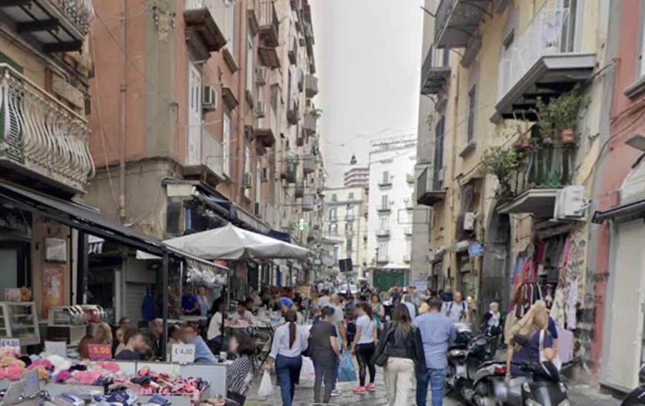 Quartieri Spagnoli, nuovo episodio di violenza: paura e spari in zona Portamedina
