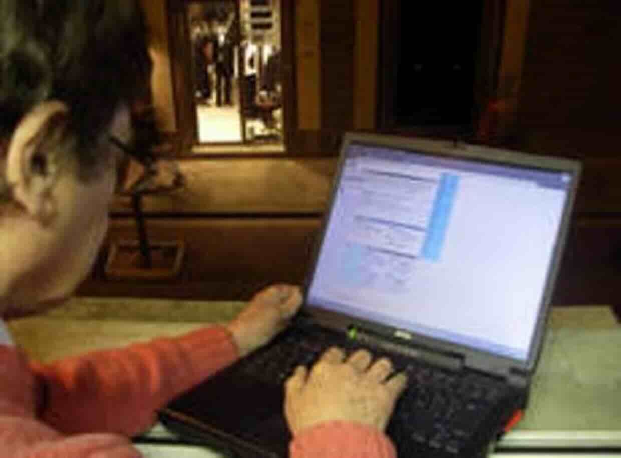 Casalnuovo in allerta: commerciante accusato di abusi su un dodicenne