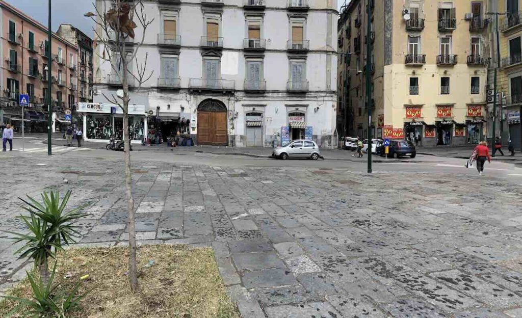 Piazza Principe Umberto, blitz antidroga: arrestato un uomo di 49 anni