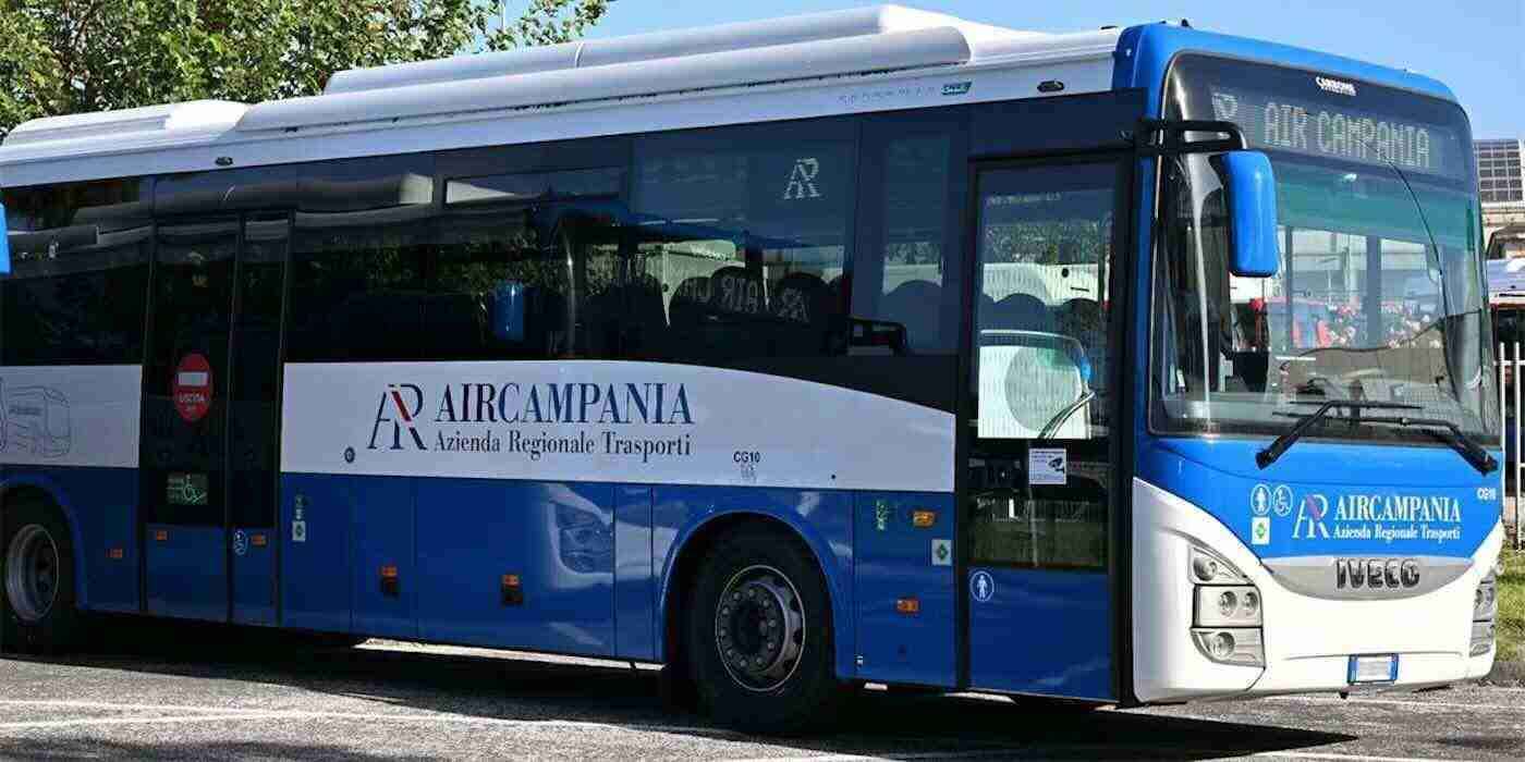Autista minacciato su bus Air Campania: «Portami a Napoli o ti uccido»