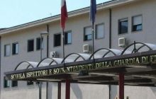 Tragedia a Napoli: una giovane allieva della Gdf perde la vita cadendo dalla scuola di formazione