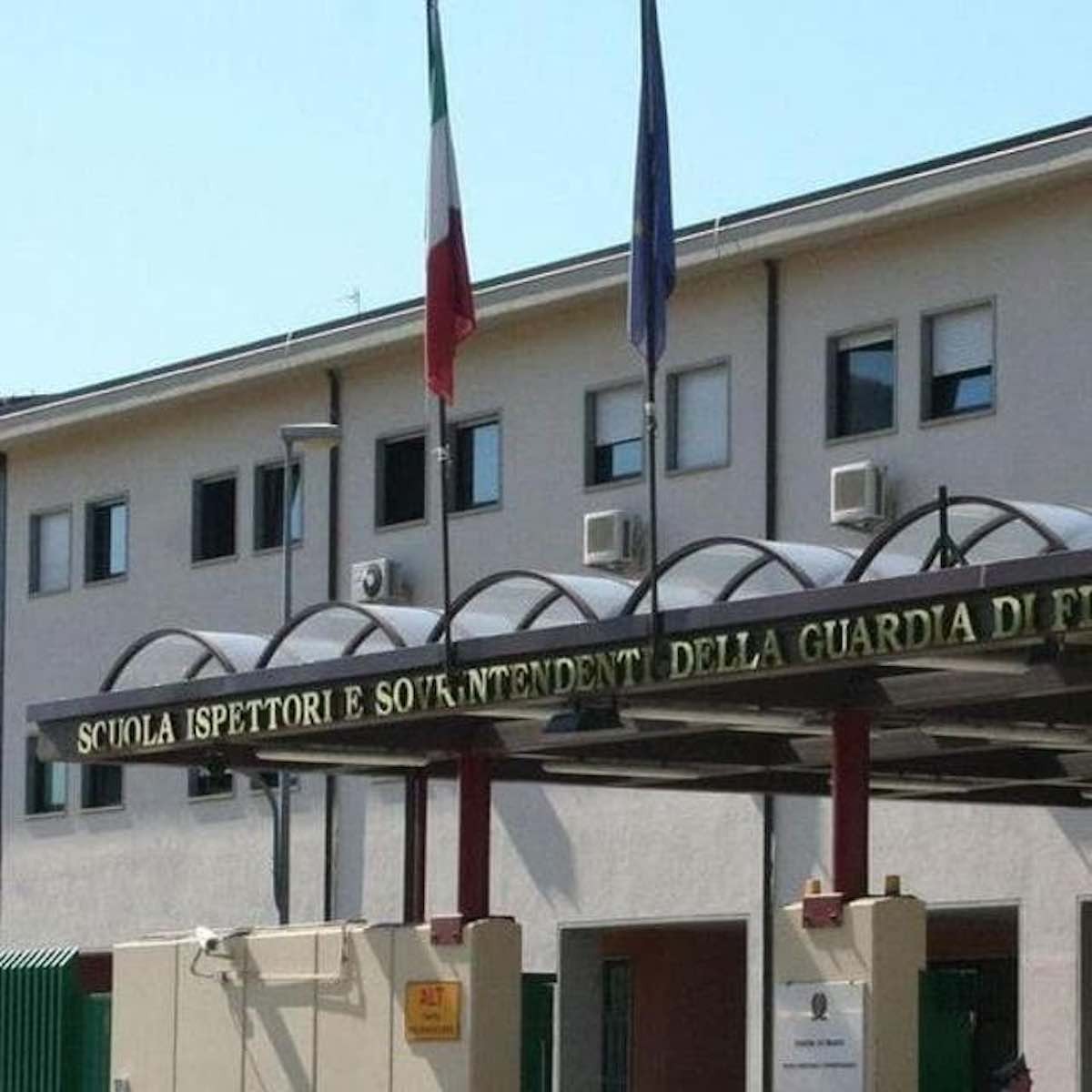 Tragedia a Napoli: una giovane allieva della Gdf perde la vita cadendo dalla scuola di formazione