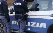 Arrestato un falso maresciallo: rapina gioielli per 20.000 euro a Napoli