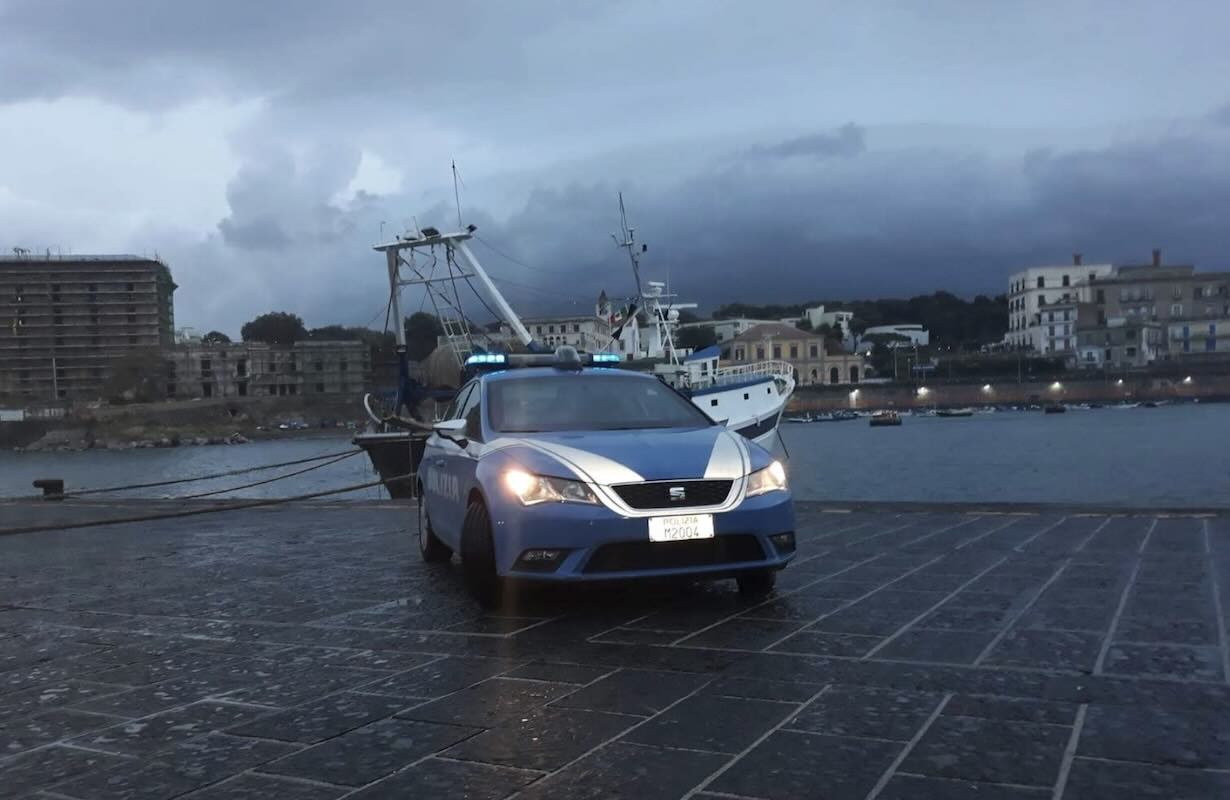 Portici, operazione antidroga: tratto in arresto 46enne con sostanze stupefacenti