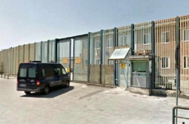 Avellino, operazione antidroga: sequestrate cocaina e hashish in carcere