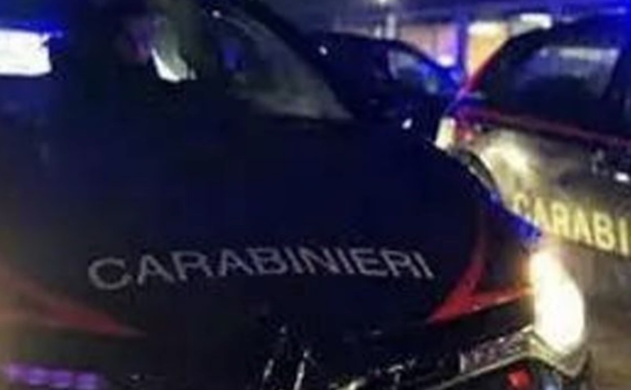 Villaricca: blitz antidroga, arrestato un 18enne di Scampia; in un borsello trovata cocaina e contanti