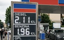 Carburanti in aumento, i tassisti di Napoli ricevono il supporto dei Consumatori: «Basta rincari sui…