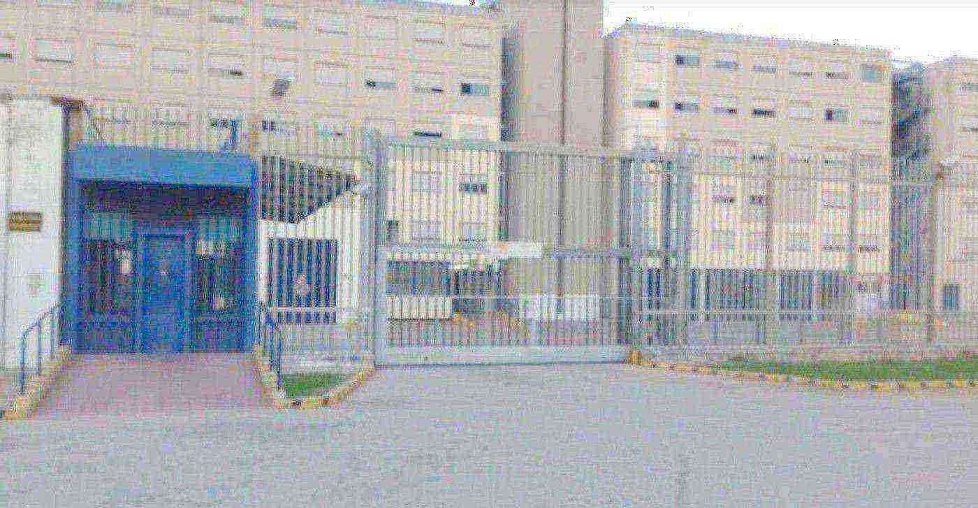 Secondigliano in crisi: blackout di 4 ore scatena la rabbia dei residenti, intervento della Polizia…