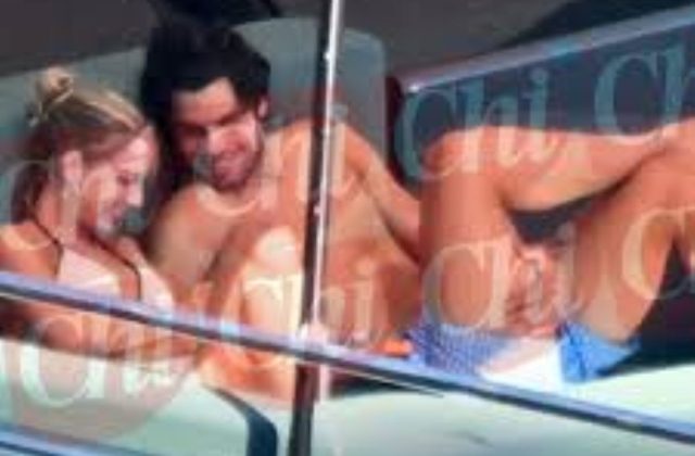 Carlos Alcaraz avvistato a Napoli: vacanze tra bellezze e una misteriosa compagnia bionda