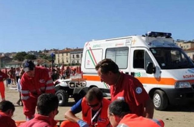 Tragedia a Pinetamare: giovane di 37 anni perde la vita annegando nella corrente a Castel Volturno