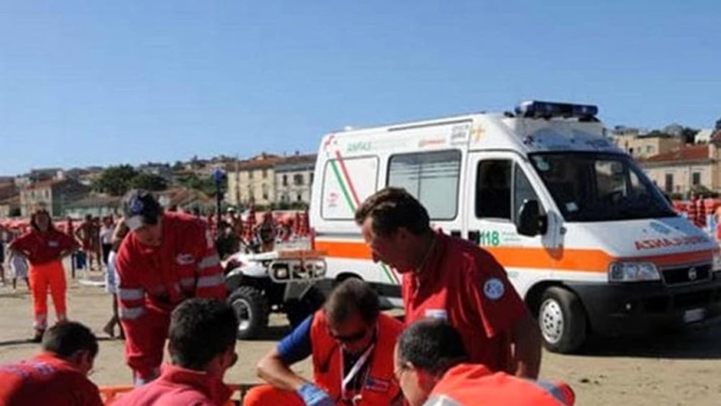 Tragedia a Pinetamare: giovane di 37 anni perde la vita annegando nella corrente a Castel Volturno