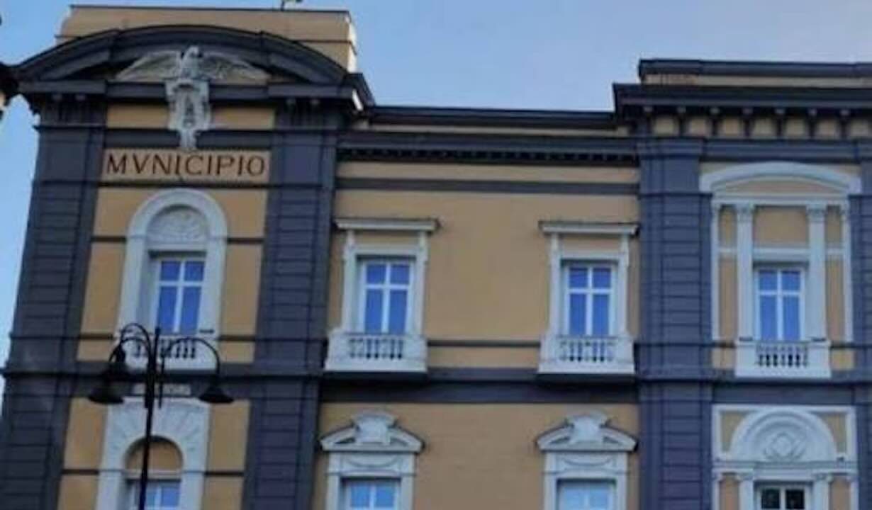 Castellammare, i cittadini chiedono risposte ai Commissari dopo il nuovo scioglimento per camorra