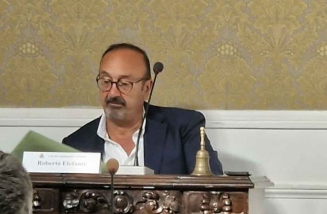 Castellammare, il mistero degli affari di Roberto Elefante: verità scomode sotto inchiesta