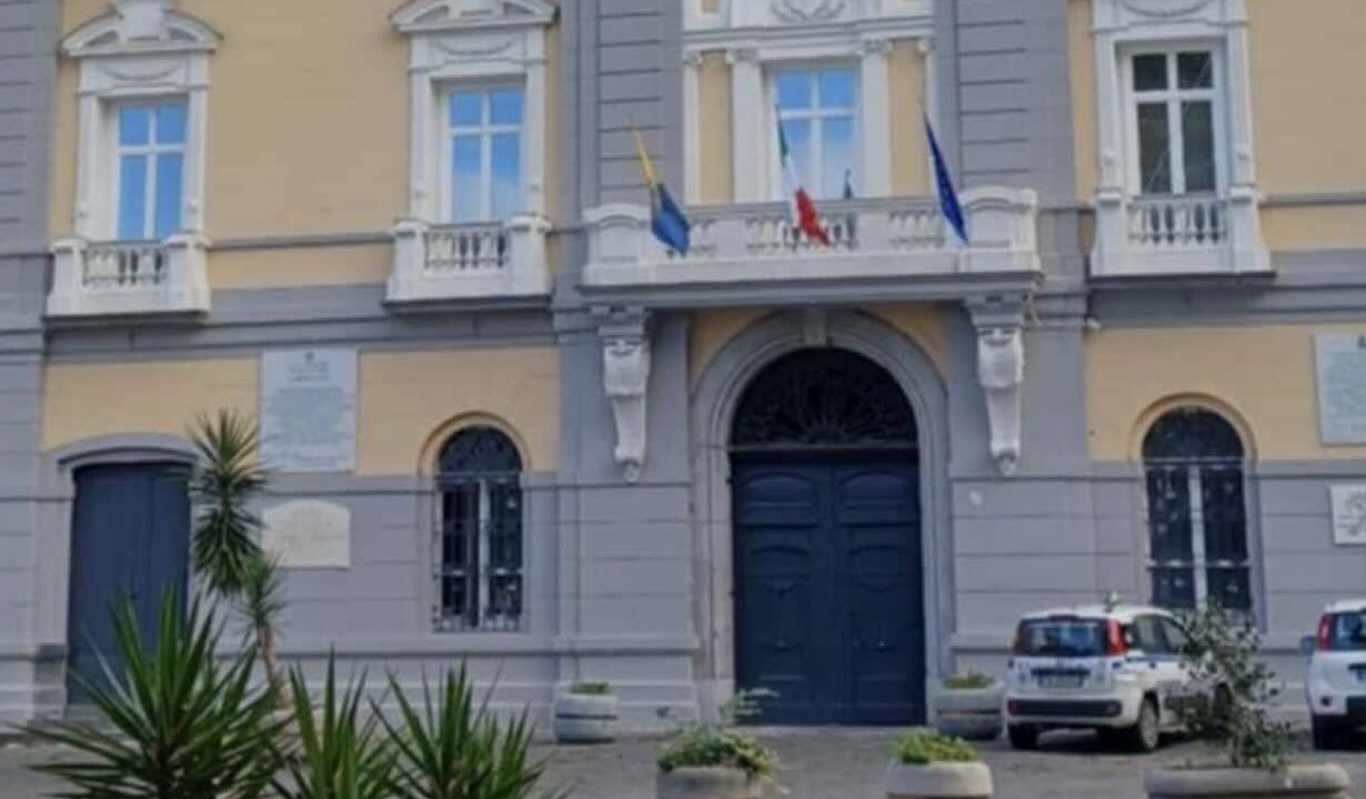 Castellammare in allerta: ecco come la burocrazia ha facilitato l’accesso ai clan