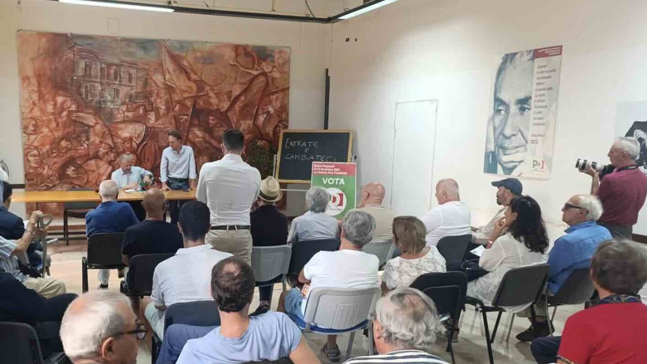 Castellammare, Scotto alza la voce: «La camorra è il cancro che affligge la nostra città»