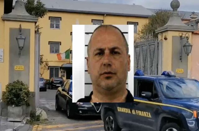 Castellammare, affari illeciti: le conversazioni che svelano il potere del clan Carolei