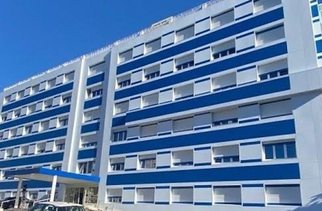 A 57 anni diventa mamma a Villa Stabia: la gioia della procreazione assistita conquista di nuovo!