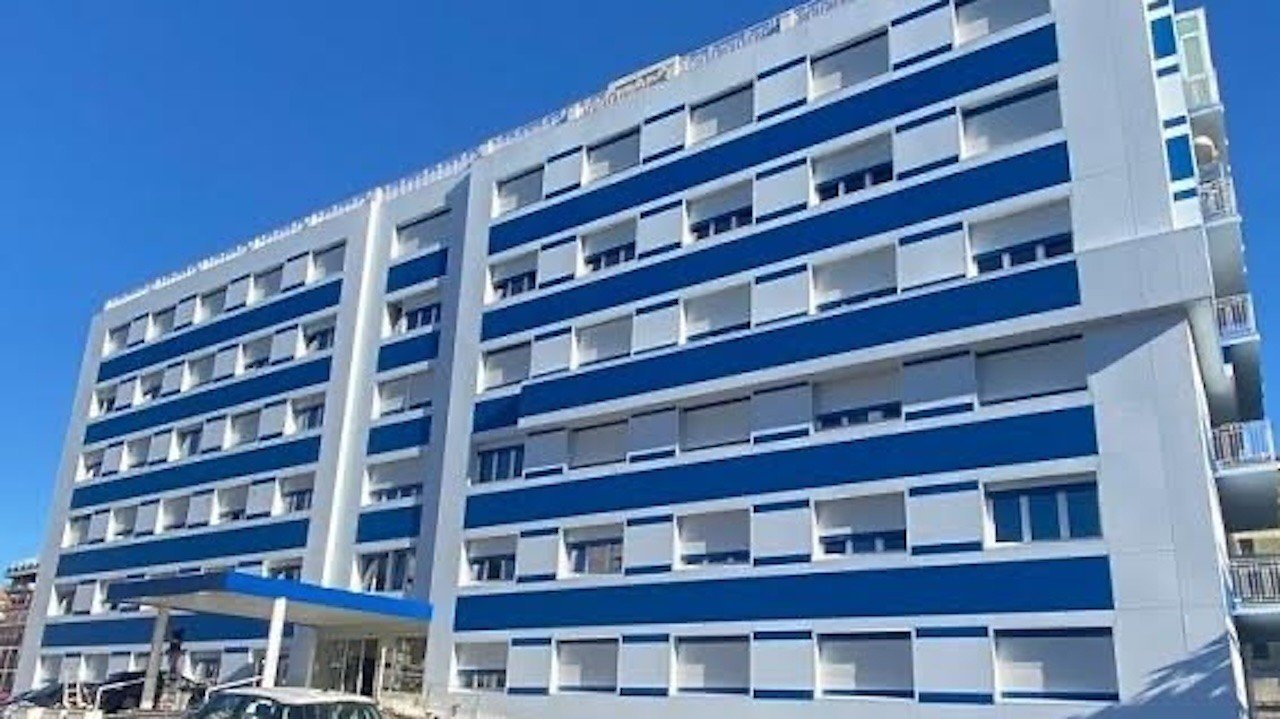 A 57 anni diventa mamma a Villa Stabia: la gioia della procreazione assistita conquista di nuovo!