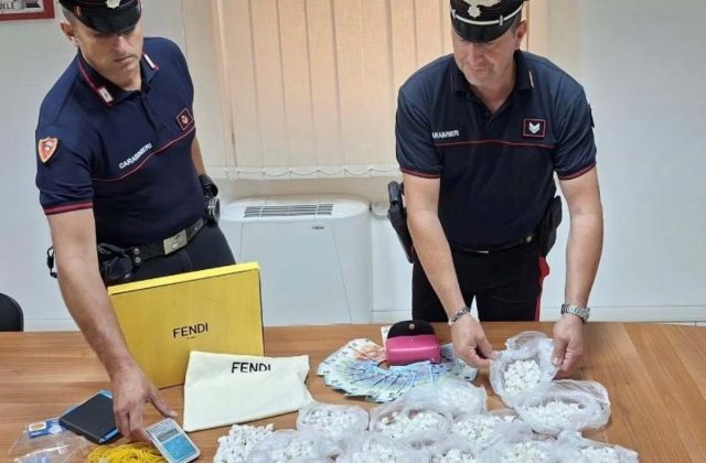 Coppia arrestata nel Sud Pontino: trovati oltre 1.000 stupefacenti in casa