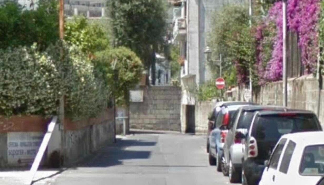 A Sorrento, finalmente demolita un’abitazione abusiva: un’ingiustizia risolta dopo 20 anni di attesa