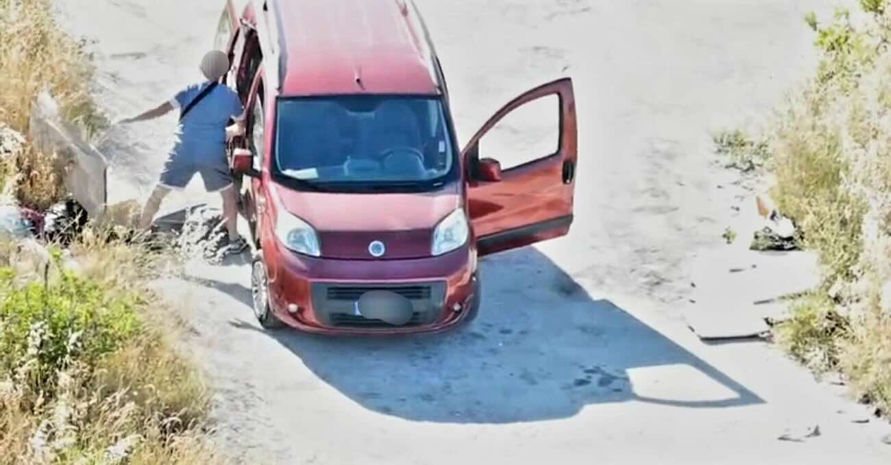 Orta di Atella, abbandono di amianto: scatta il ritiro della patente per un trasgressore