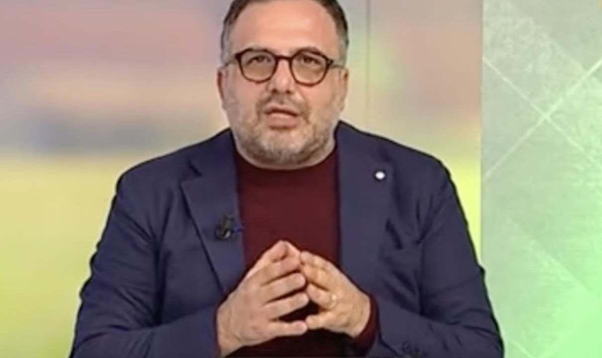 Eboli, autopsia shock: «Luca Esposito strangolato», mistero sul cellulare riacceso.