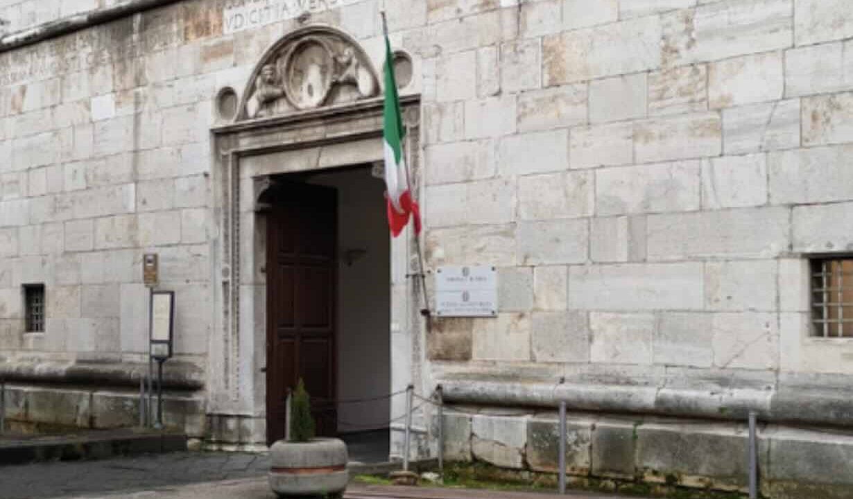 Casalnuovo, l’incubo di un bambino: il negazionista confessa abusi choc