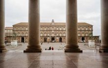 Riapre il Giardino Romantico di Palazzo Reale: un angolo di pace nel cuore di Napoli ritrova nuova vita.