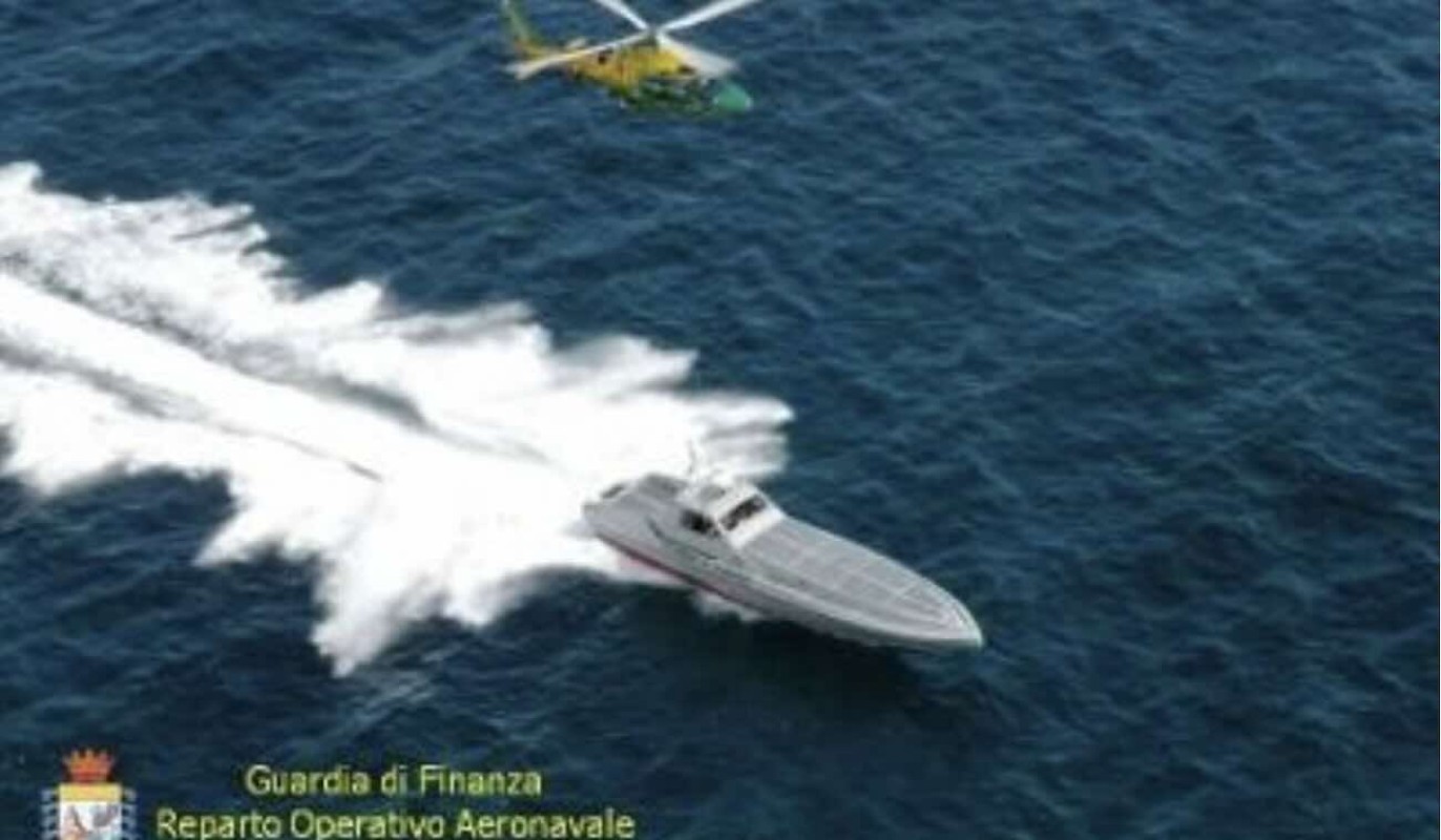 Cocaina al largo di Lisbona: fermati i “Taxi del mare” con 2,6 tonnellate di droga