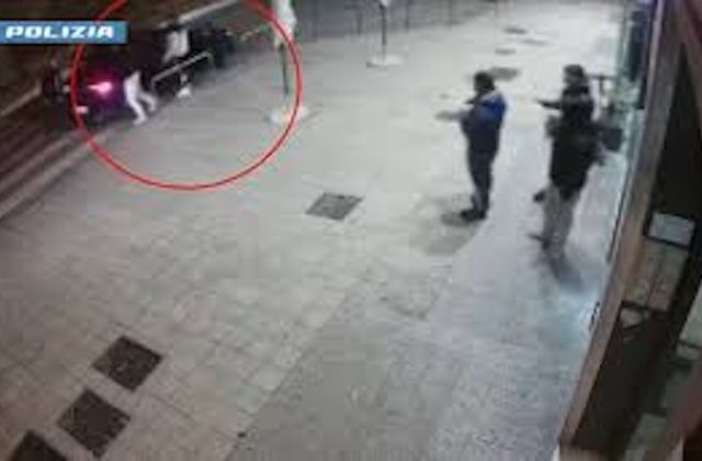 «Napoli, la richiesta di una madre che colpisce: “Lascia il clan, voglio rivederti vivo”»