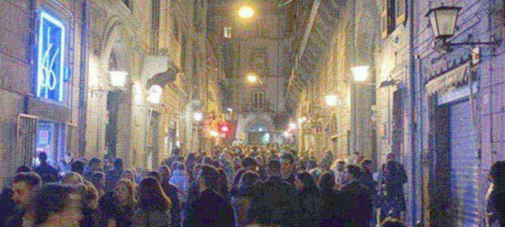 Movida a San Ferdinando, blitz delle forze dell’ordine: 63 identificati e multe per irregolarità