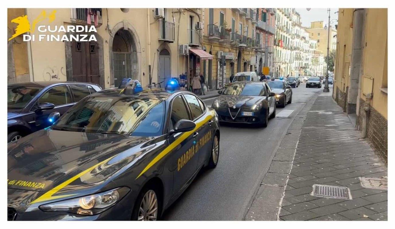 Maxi frode bonus edilizi a Napoli: scattano sette misure cautelari per i responsabili
