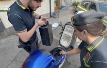 Sette mila scooter illegali ritirati: blitz in tutta Italia scopre una fioraia di irregolarità