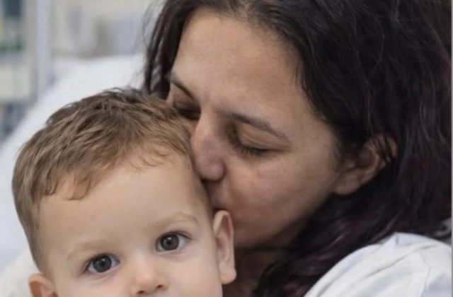 Mamma di Domenico presenta il suo libro «Un cuore bruciato» alla Camera: un messaggio di coraggio e…