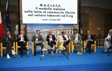 Napoli, parte il M.A.C.I.S.T.E.: nuova speranza contro il contrabbando di tabacco e sigarette elettroniche