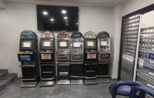 Napoli, sei slot machine abusive bloccate in un bar: sanzione da 66mila euro per il titolare