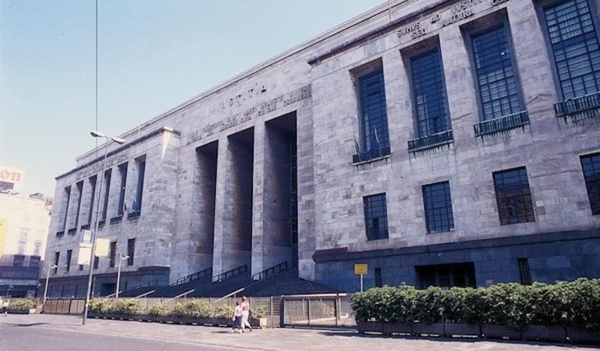 Milano, inchiesta su oltre 800 spioni: chiesto il processo per 74 coinvolti