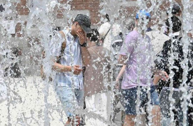 Caldo torrido in Campania: allerta estesa fino a lunedì sera per i cittadini