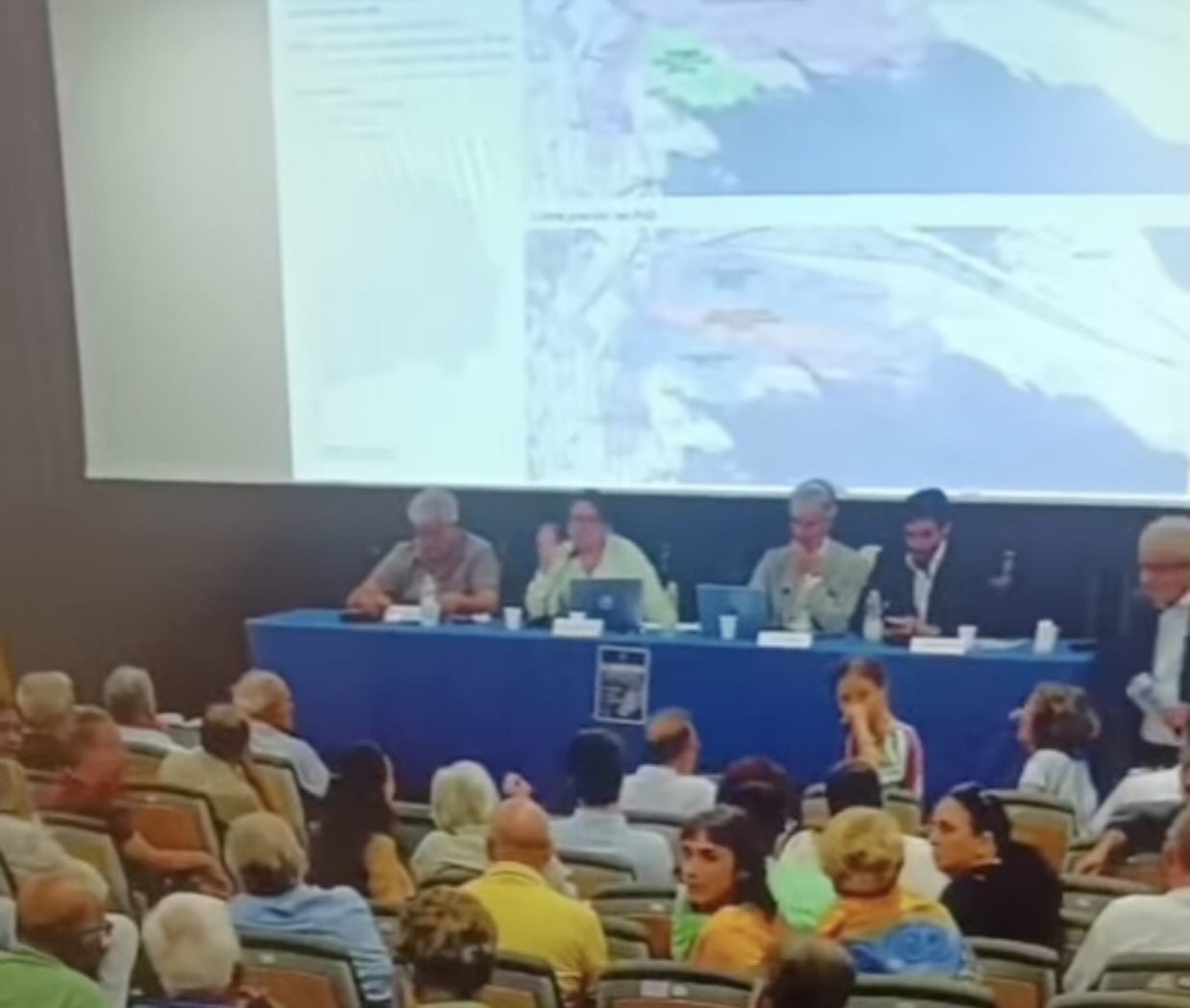 Anacapri, tensione in Consiglio: i cittadini chiedono chiarezza su atti contraddittori