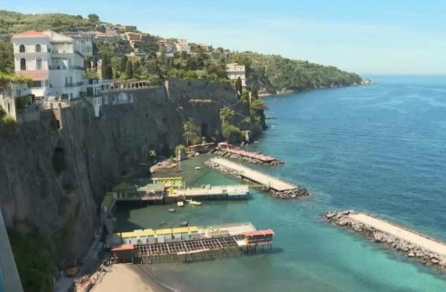 Penisola Sorrentina, il 28 luglio si riuniscono i sindaci per migliorare la SS145: un tavolo di…