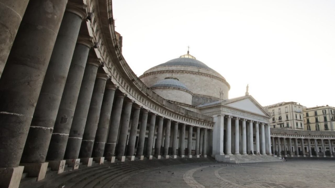 Piazza del Plebiscito cambia volto: avviati i lavori per una nuova illuminazione e pulizia straordinaria