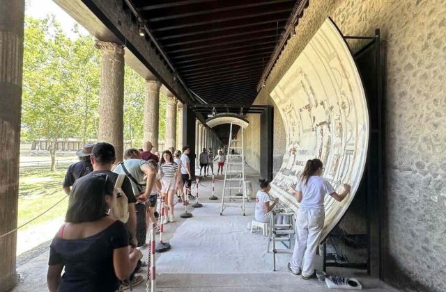 Pompei si risveglia: il soffitto della Casa con Panificio torna a splendere