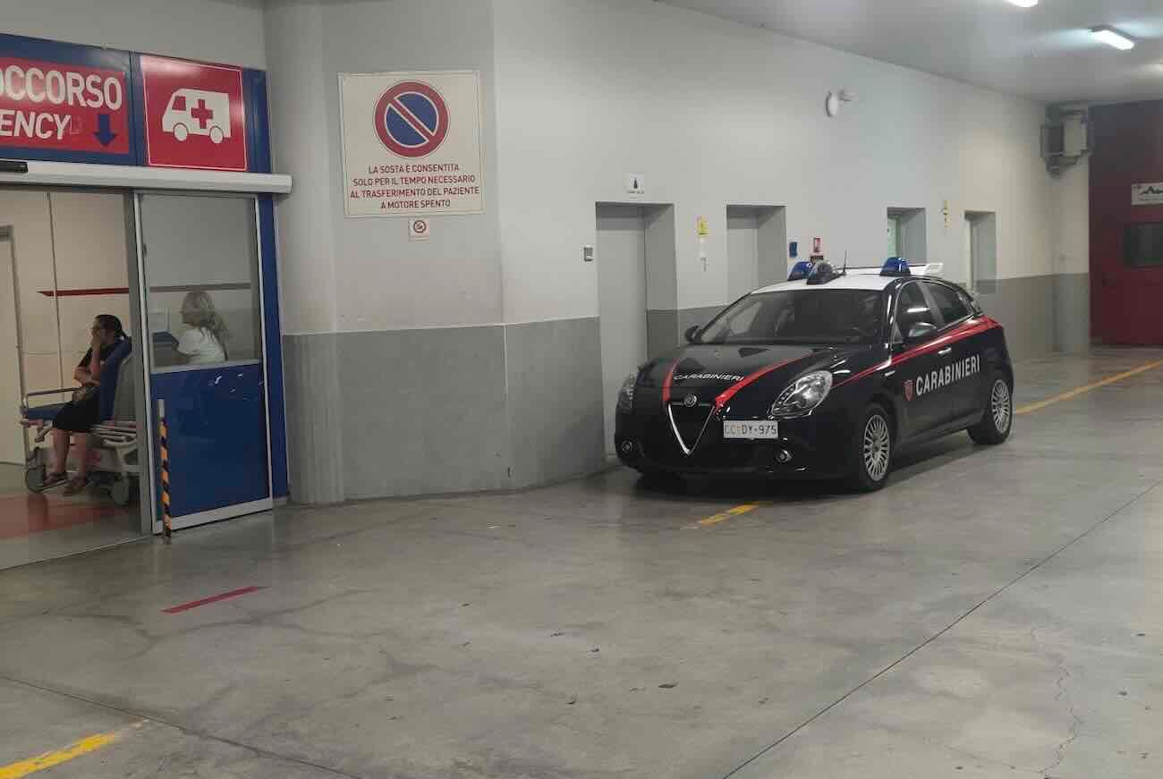Sant’Antonio Abate, due operai in ospedale dopo volo da un carrello elevatore: situazione critica