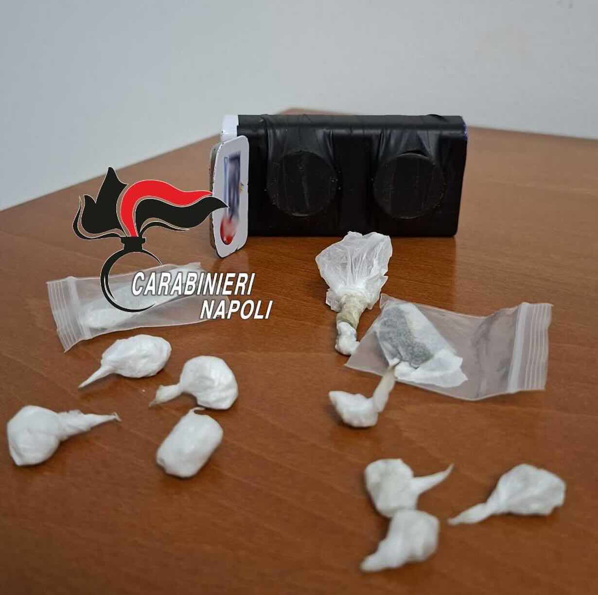 Pozzuoli, blitz anti-droga: arrestato un 16enne con un’apparecchiatura innovativa per lo spaccio