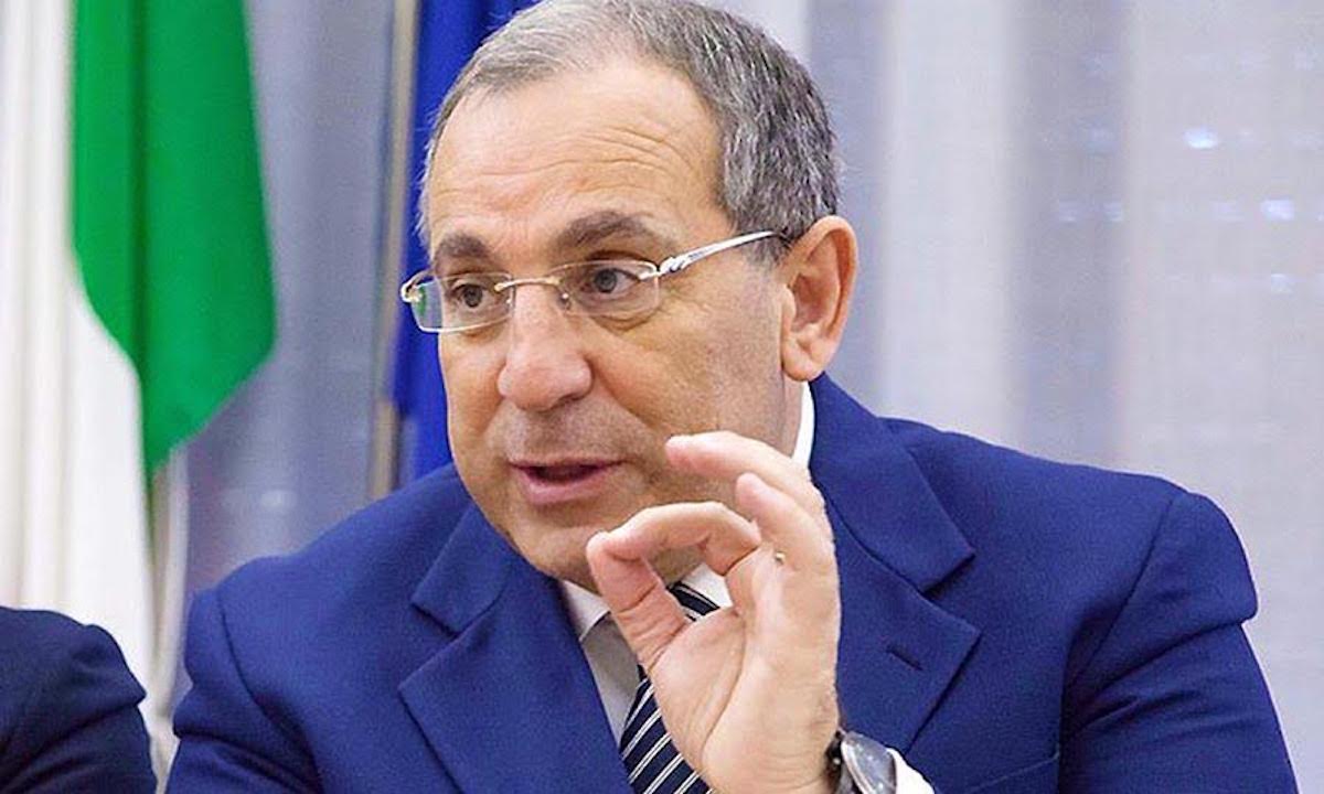 Stop all’illegalità a Napoli: interdittive antimafia per 5 aziende del nord della città